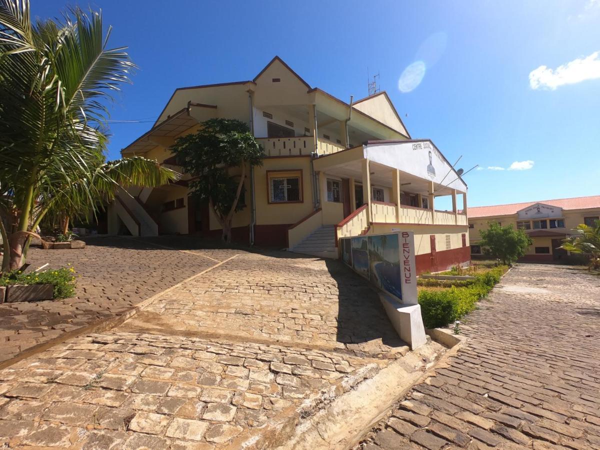Bed and Breakfast Centre Lucien Botovasoa Antsiranana Esterno foto